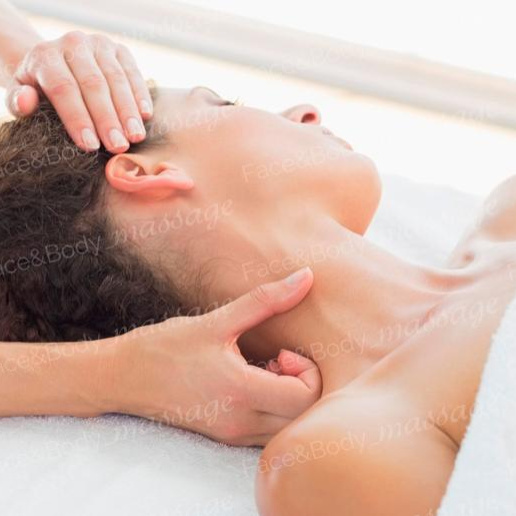 Комбинированный массаж лица, шеи и декольте с косметическим уходом