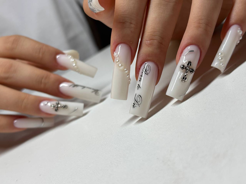 Маникюр с покрытием длинная длина