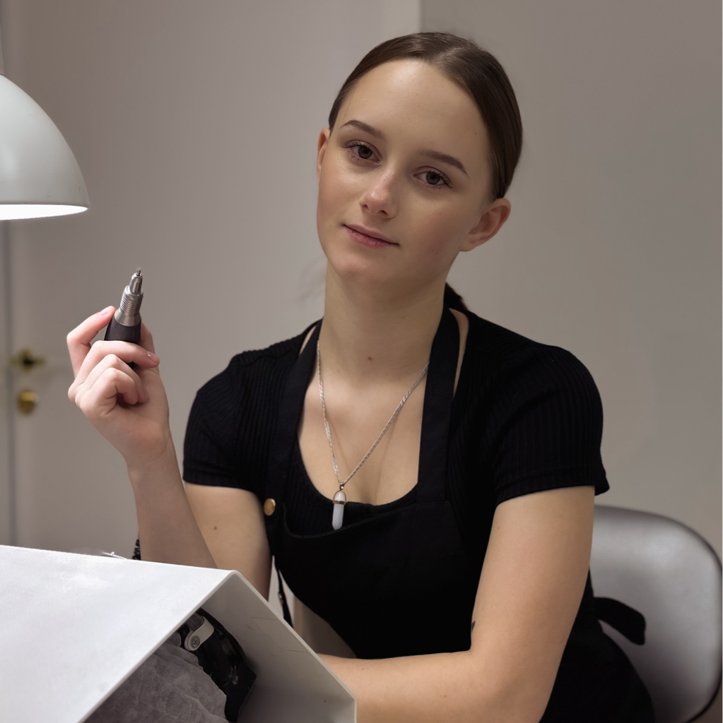 Попова Александра