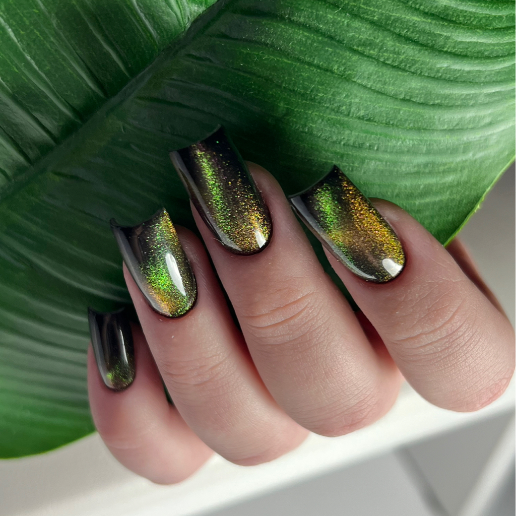 Маникюр с дизайном