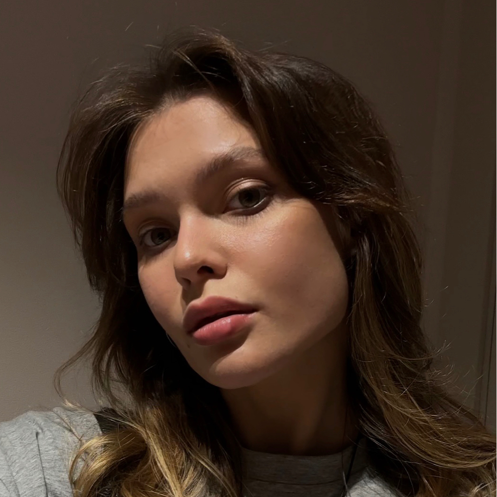 Яна