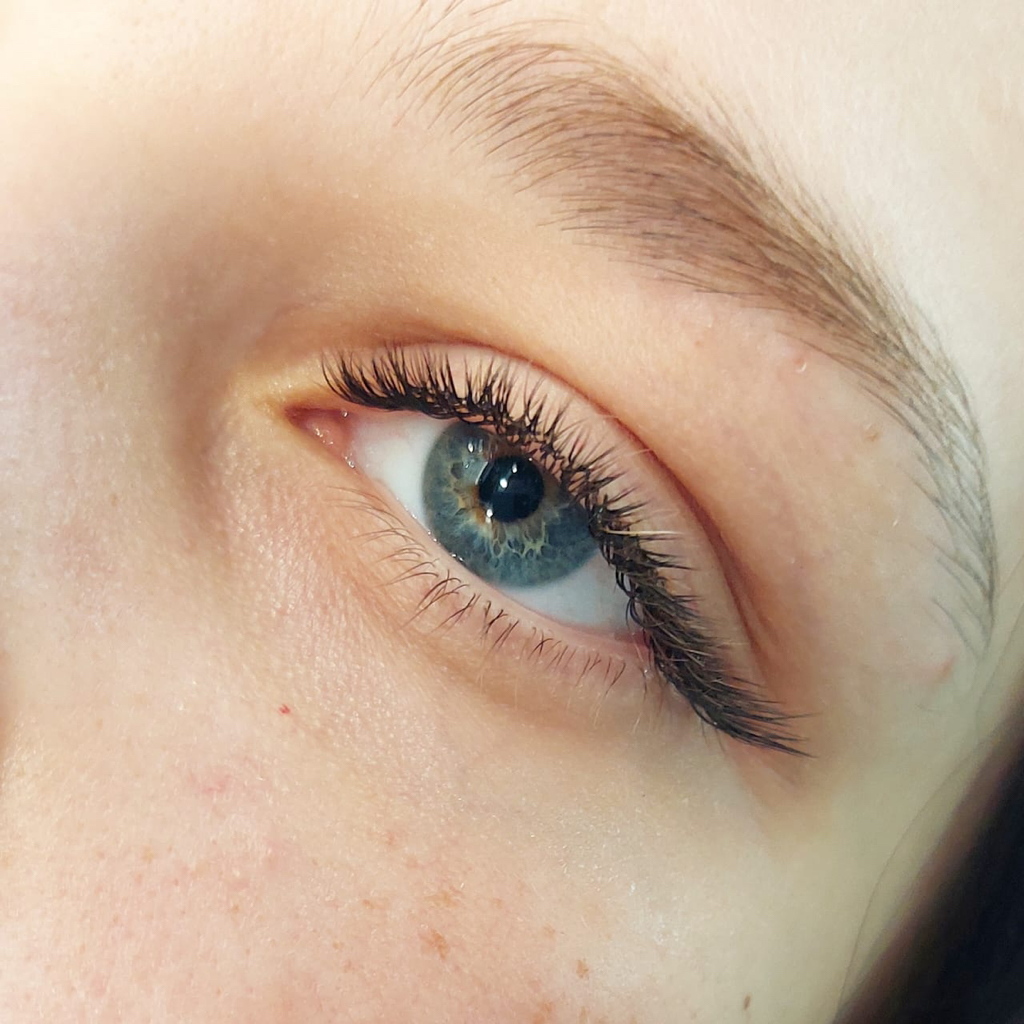 LED наращивание ресниц