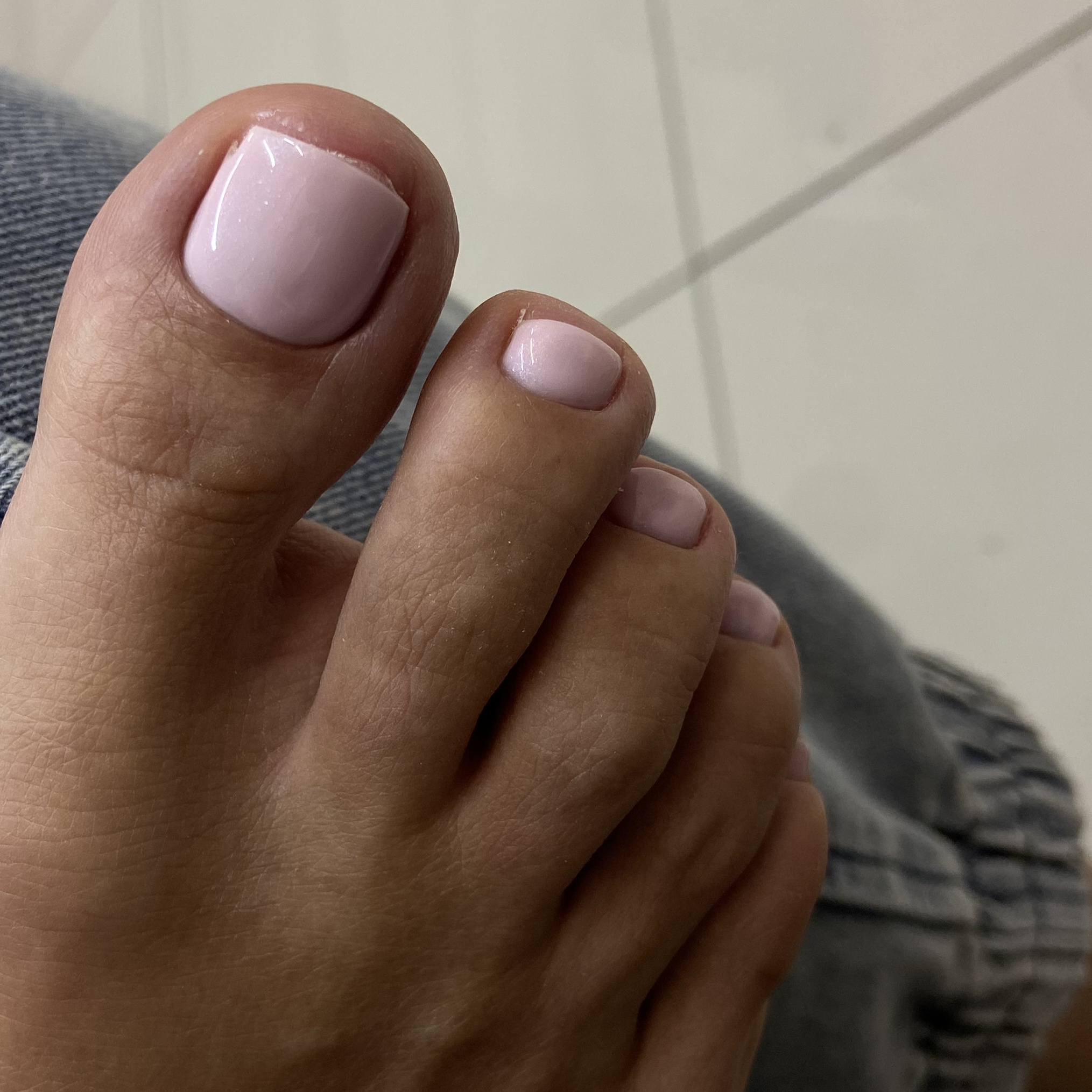 Педикюр. Обработка пальцев с покрытием