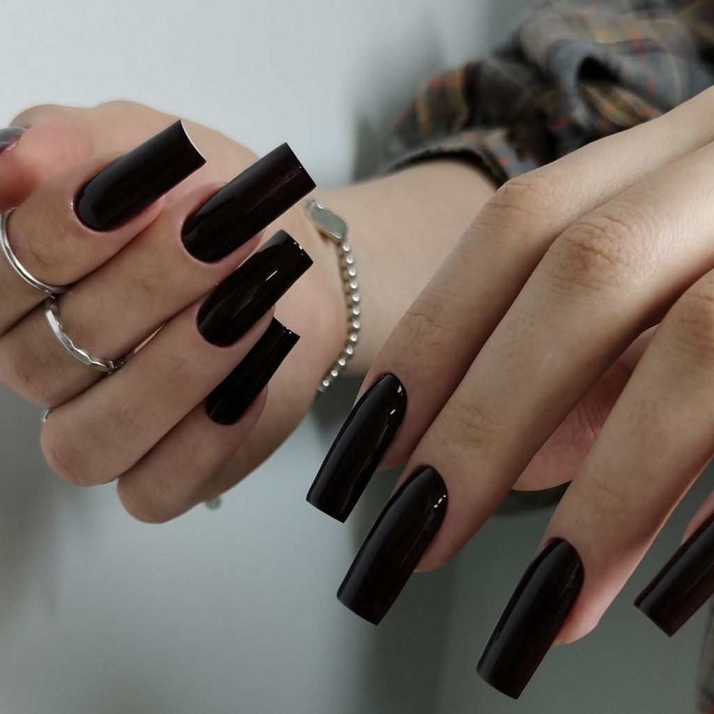 Наращивание ногтей