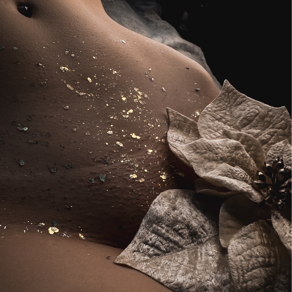 Глубокое бикини