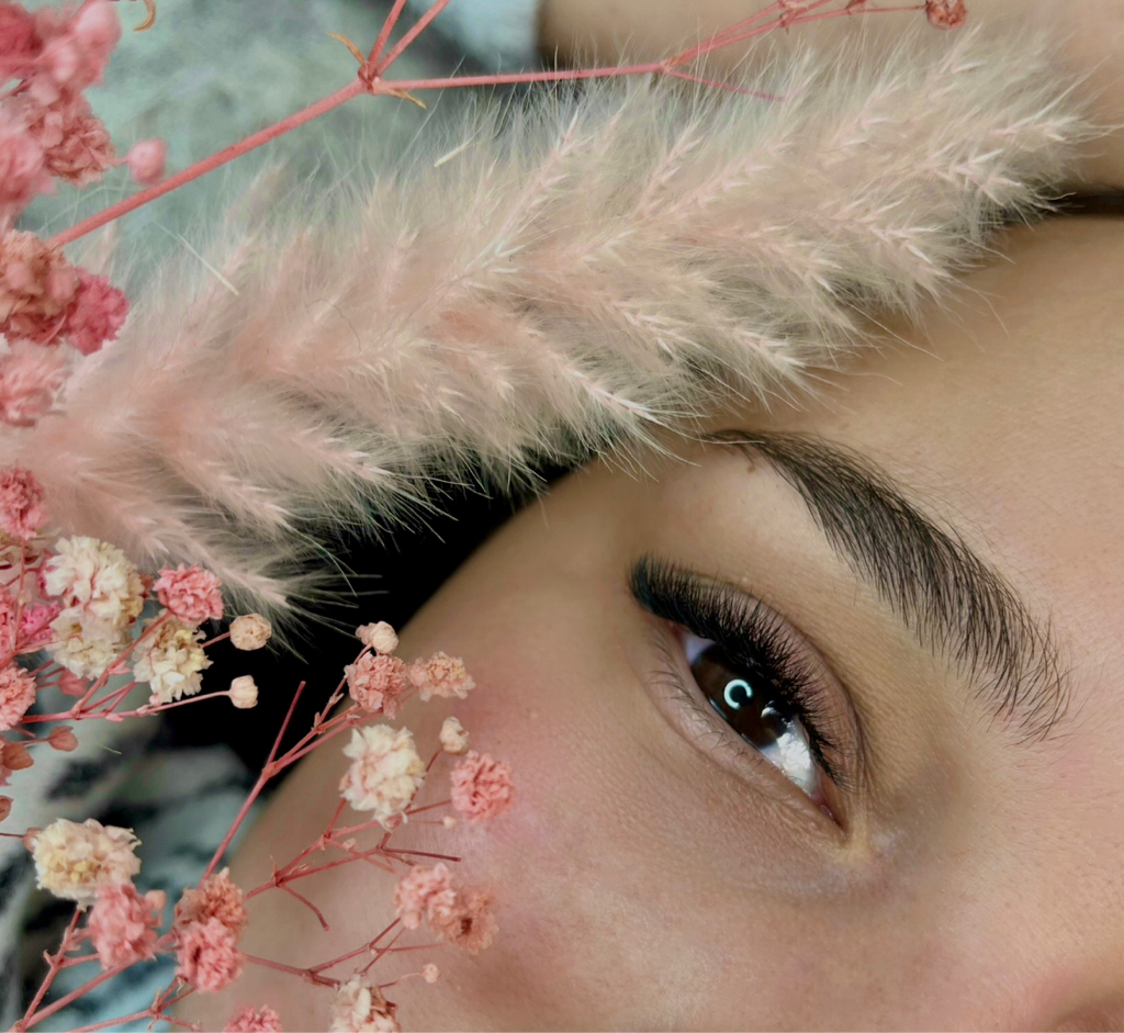 ЛЭД/LED наращивание ресниц  3D объем