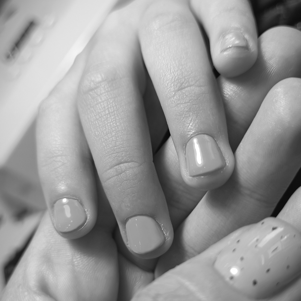 Детский классический маникюр