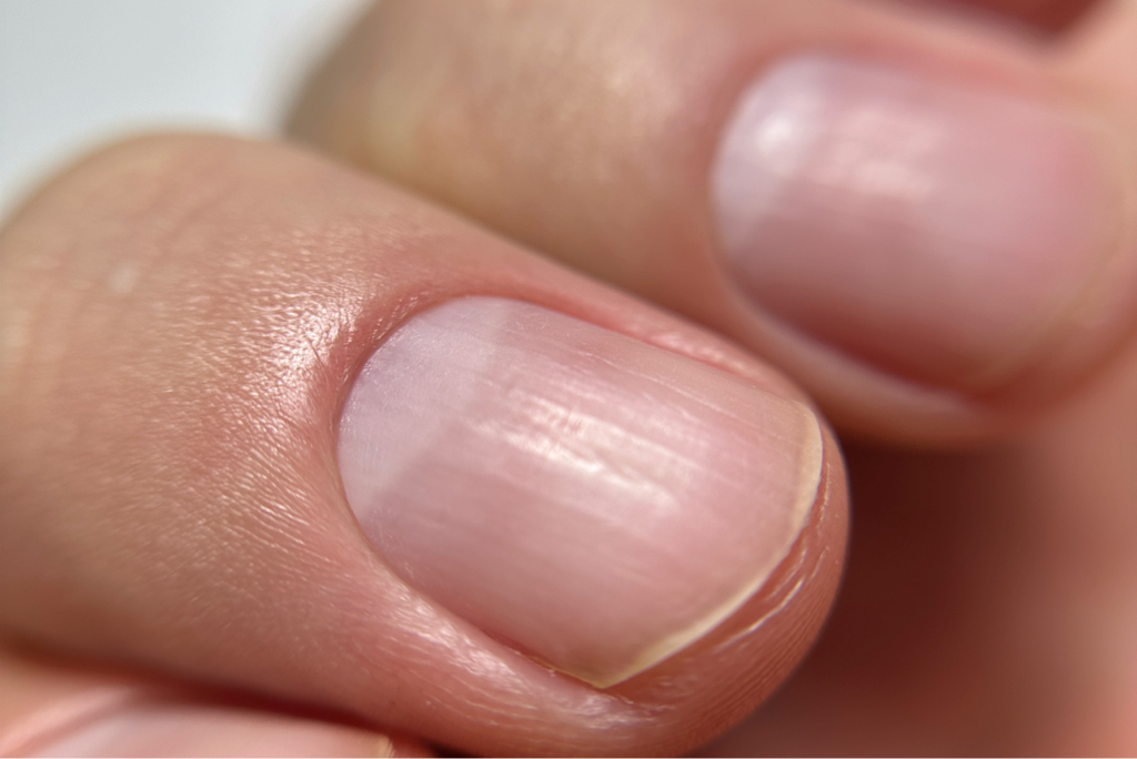 Маникюр без покрытия