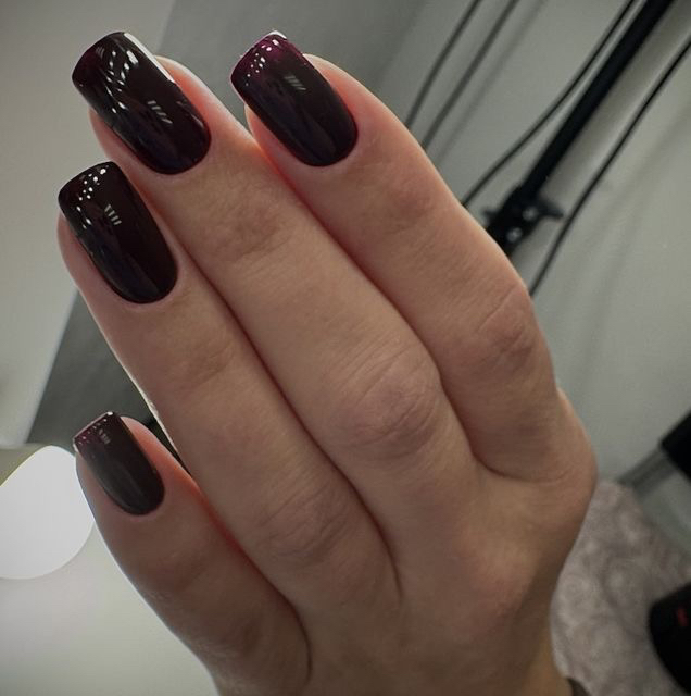 Маникюр с однотонным покрытием