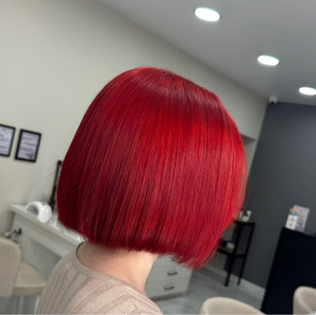 Яркое (скрытое) окрашивание