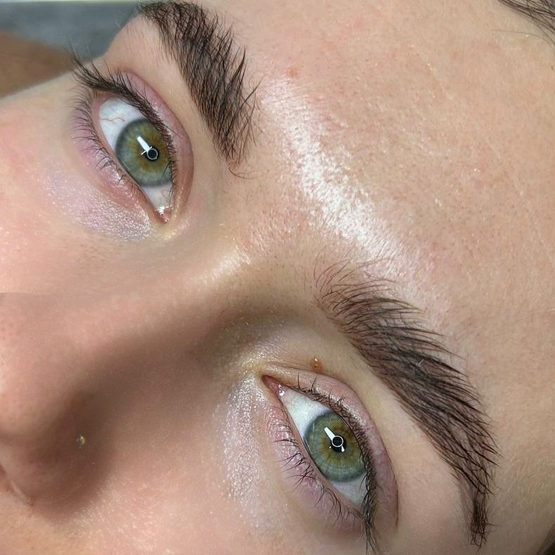 Снятие "наших" наращенных ресниц перед наращиванием