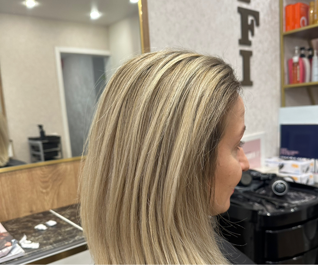 Сложное окрашивание на длинные волосы Air Touch ( без учета красителя )