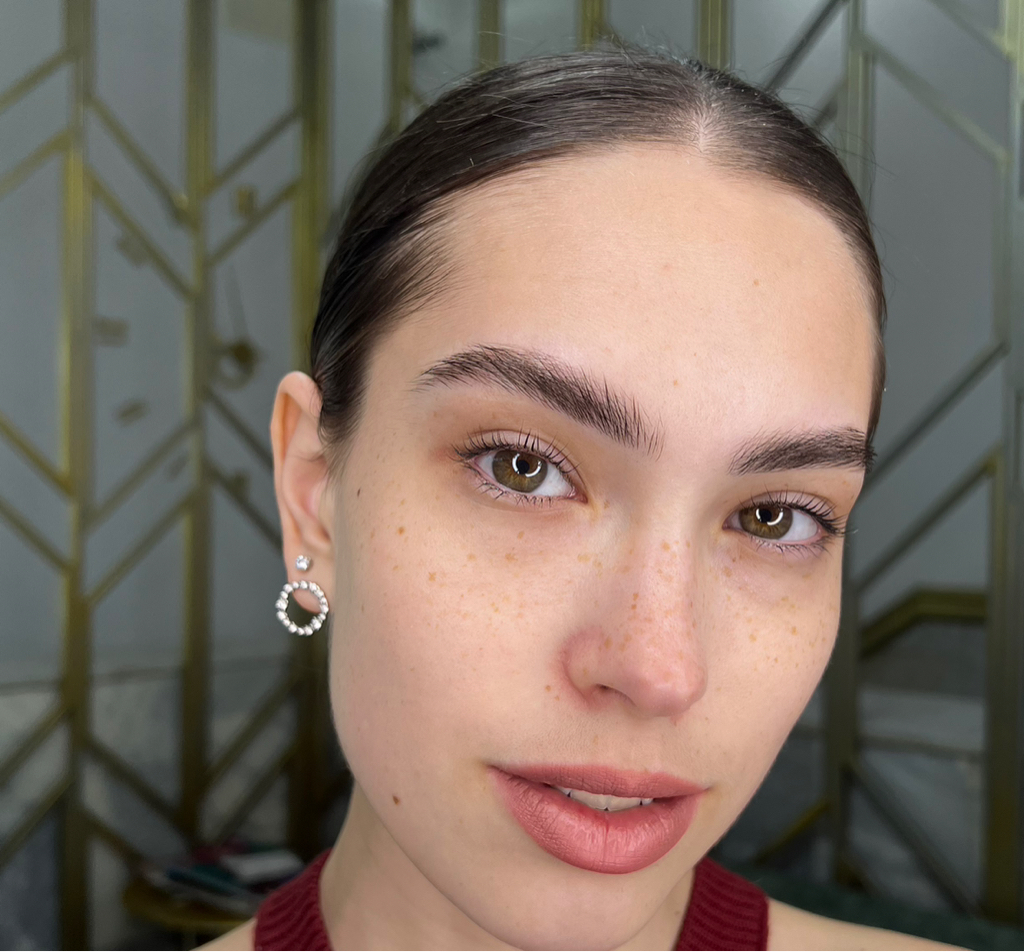 Долговременная укладка и коррекция бровей