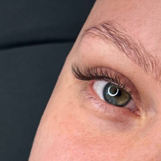 Наращивание ресниц 2D