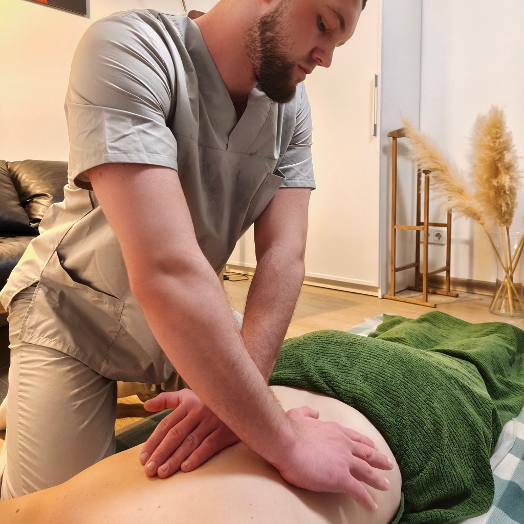 Тайский сеанс тела