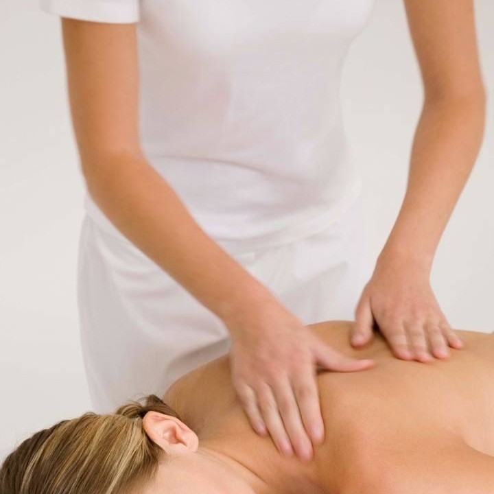 Общий миофасциальный массаж тела