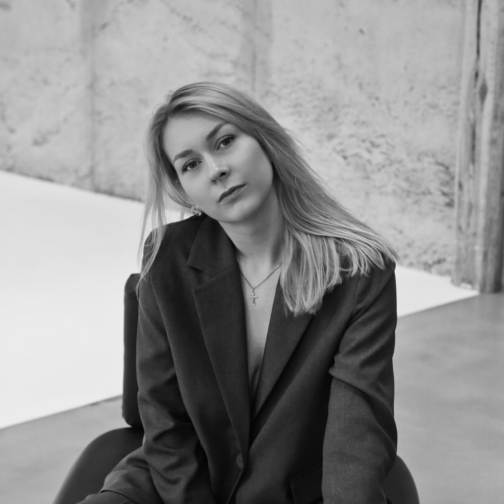 Крылова Анна