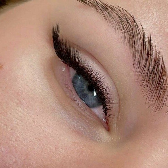 Наращивание ресниц 2д