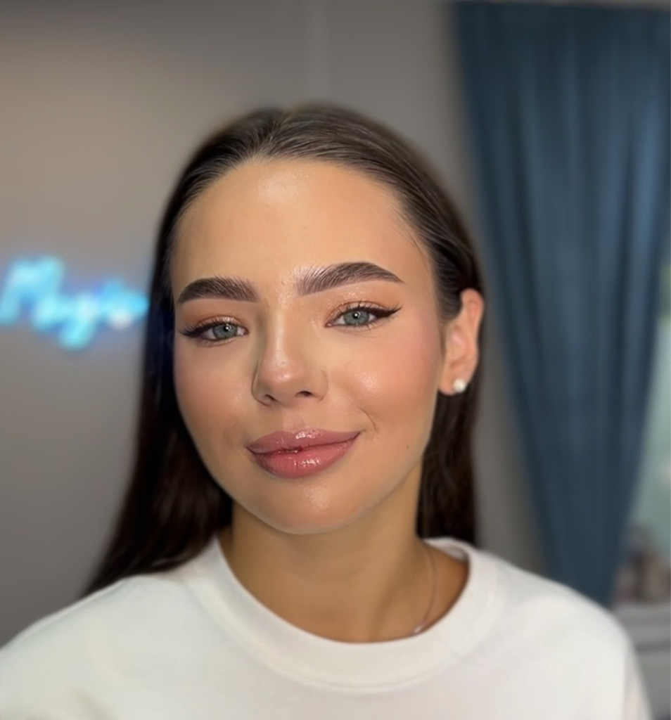 Оформление бровей+ экспресс-макияж