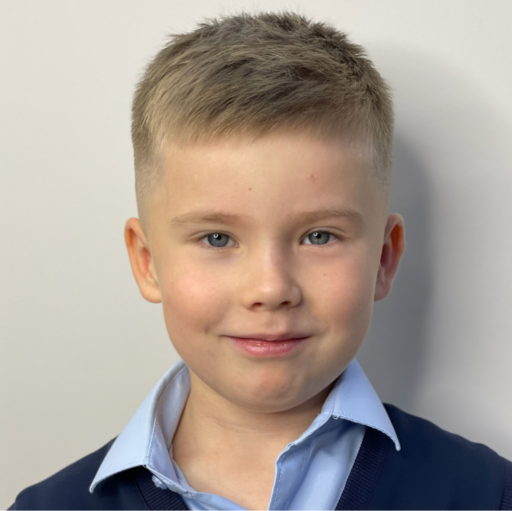 Детская стрижка ( до 7 лет) 600-800 руб.