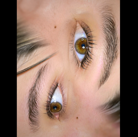 Коррекция бровей