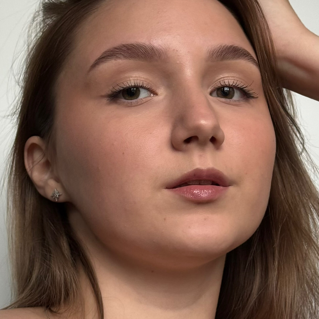 Долговременная укладка+окрашивание+коррекция бровей