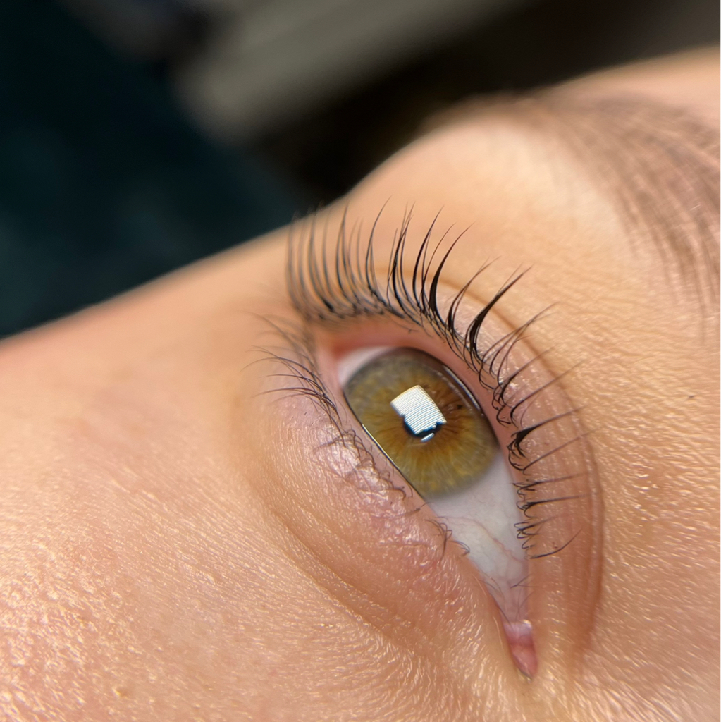 Ламинирование верхних и нижних ресниц