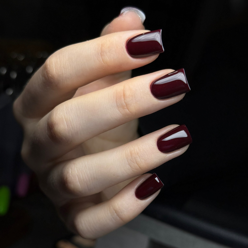 Комбинированный маникюр с покрытием гель лак