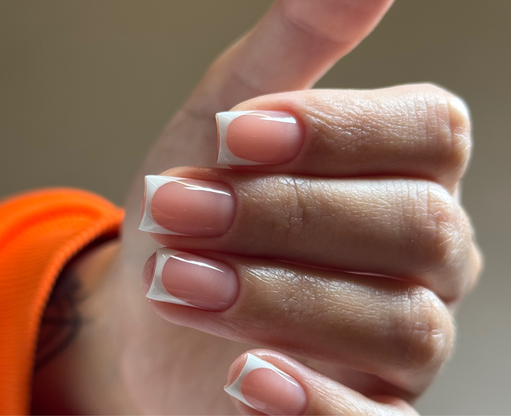 Наращивание ногтей