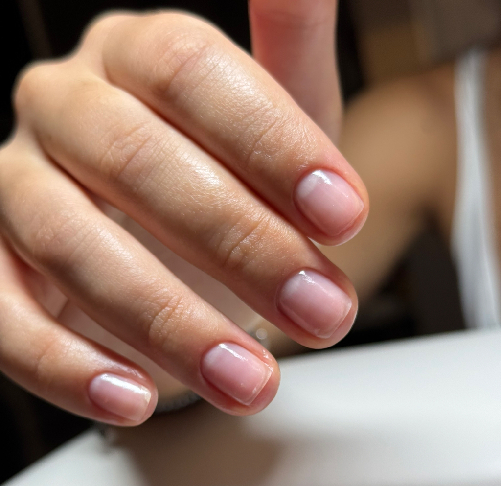 Маникюр без покрытия