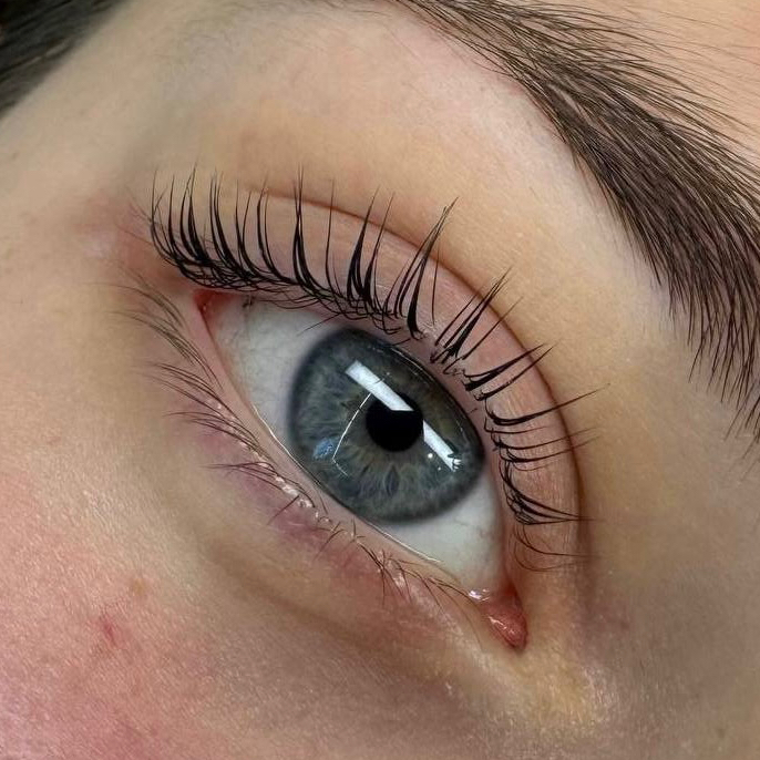 Ламинирование верхних и нижних ресниц "С подругой веселее"