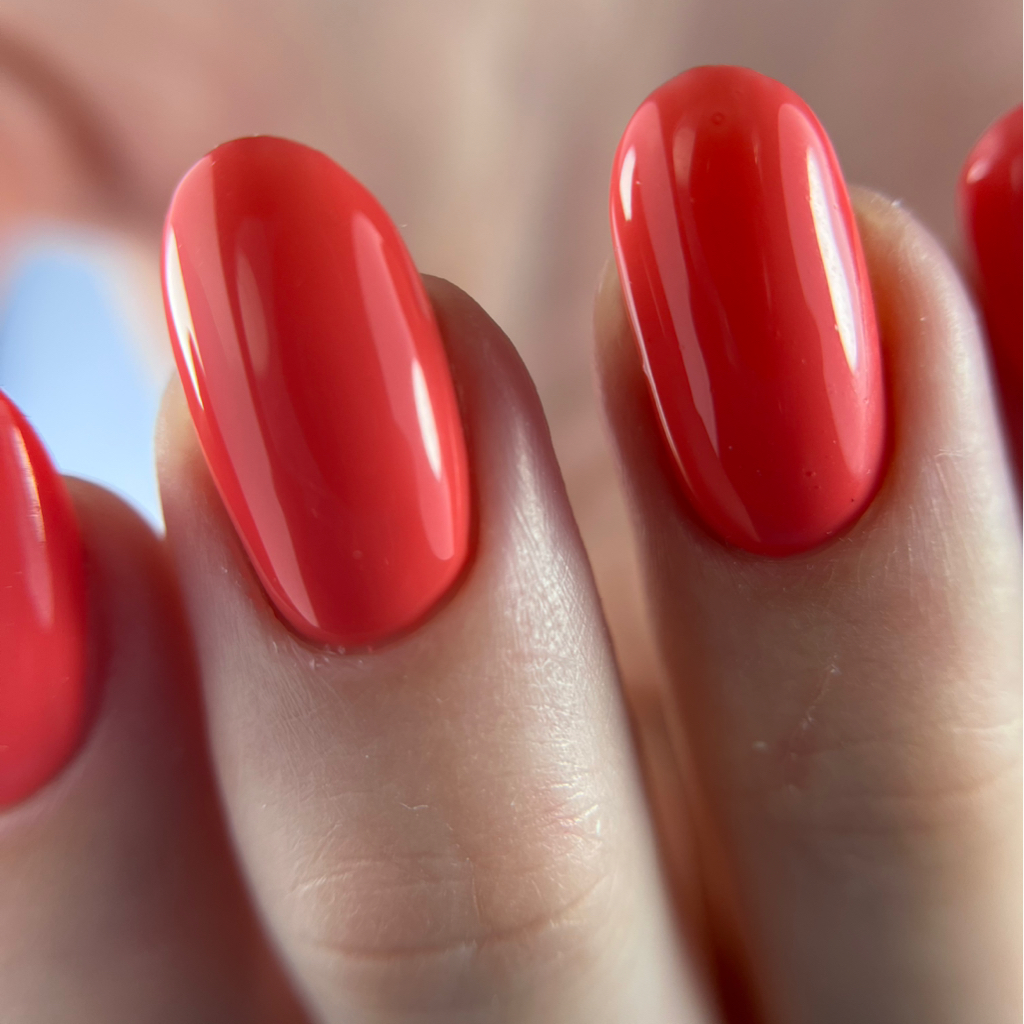 Маникюр от ведущего специалиста: снятие + выравнивание + гель-лак (длинная ногтевая пластина)