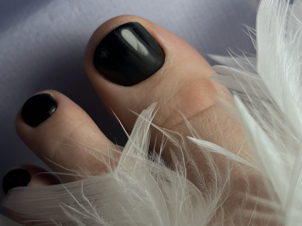 Smart педикюр с однотонным покрытием гель лак +снятие