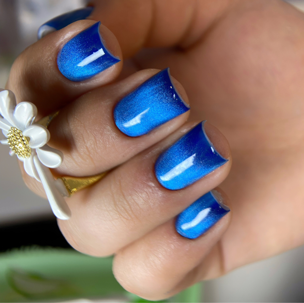 Маникюр с покрытием гель-лак