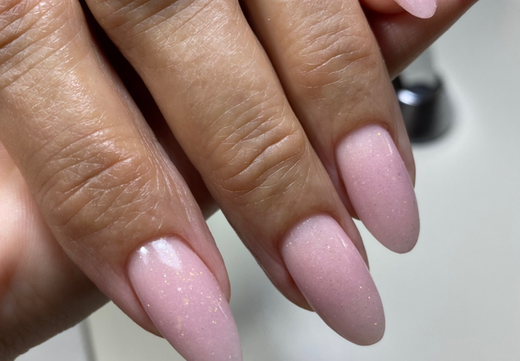 Наращивание ногтей (однотонное)