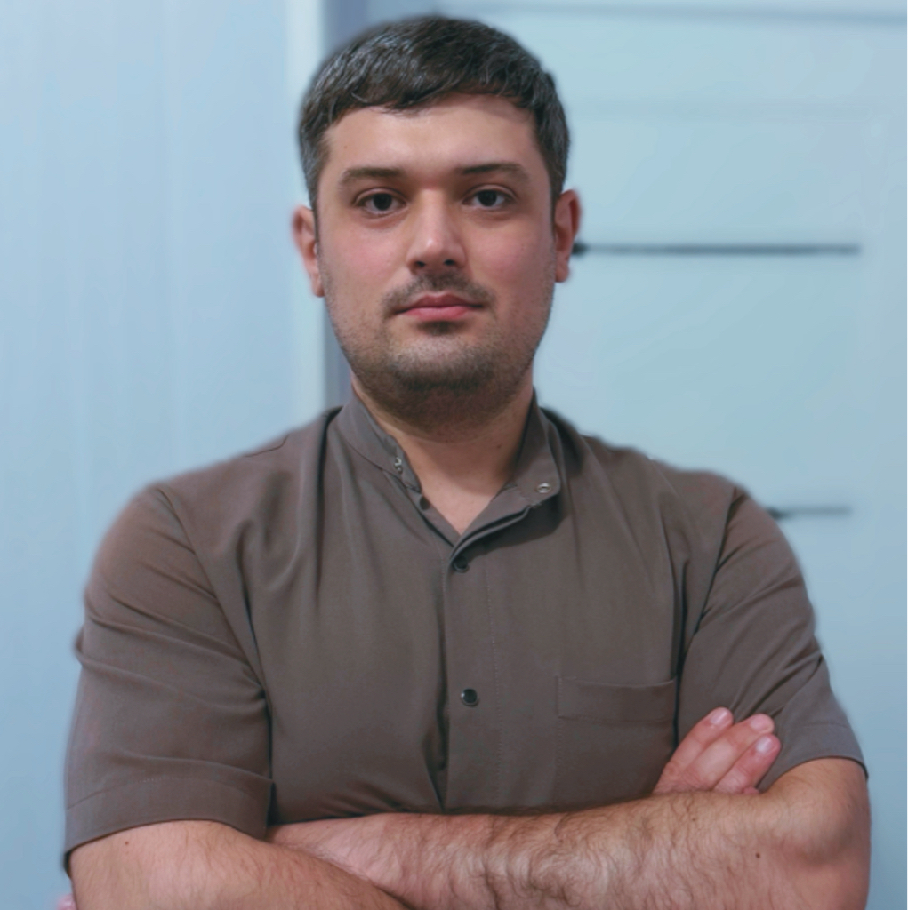 Максим Камнев