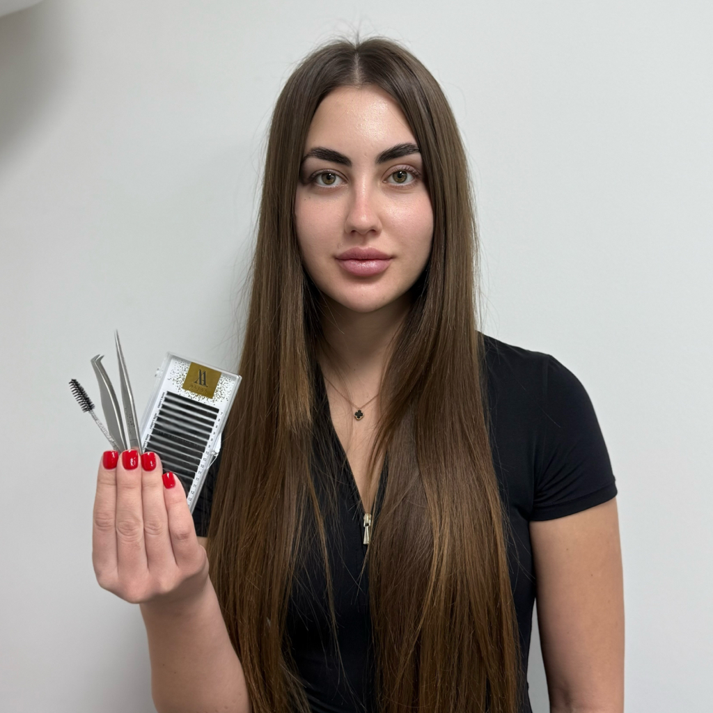 Карина  Lashmaker