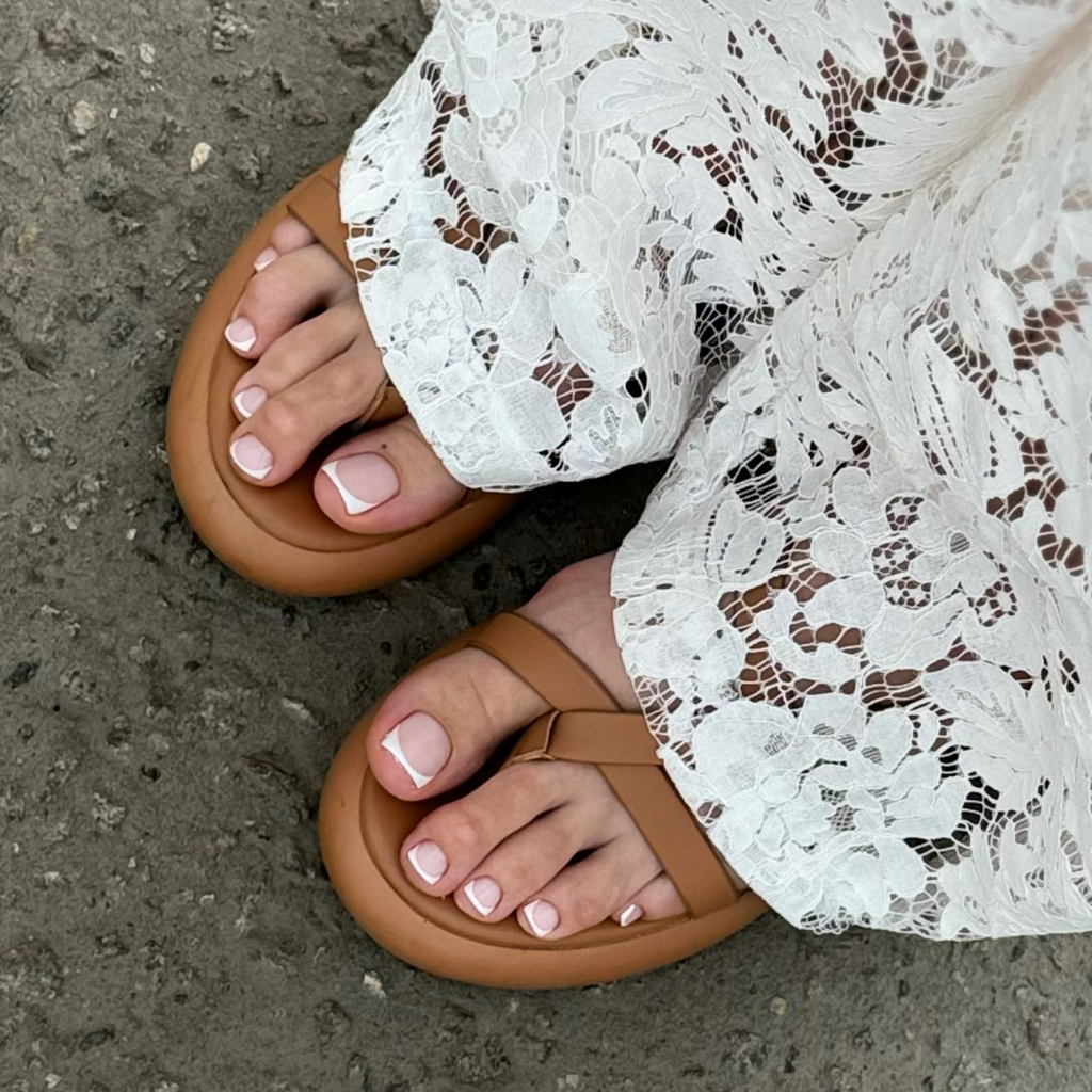 Педикюр,гель-лак