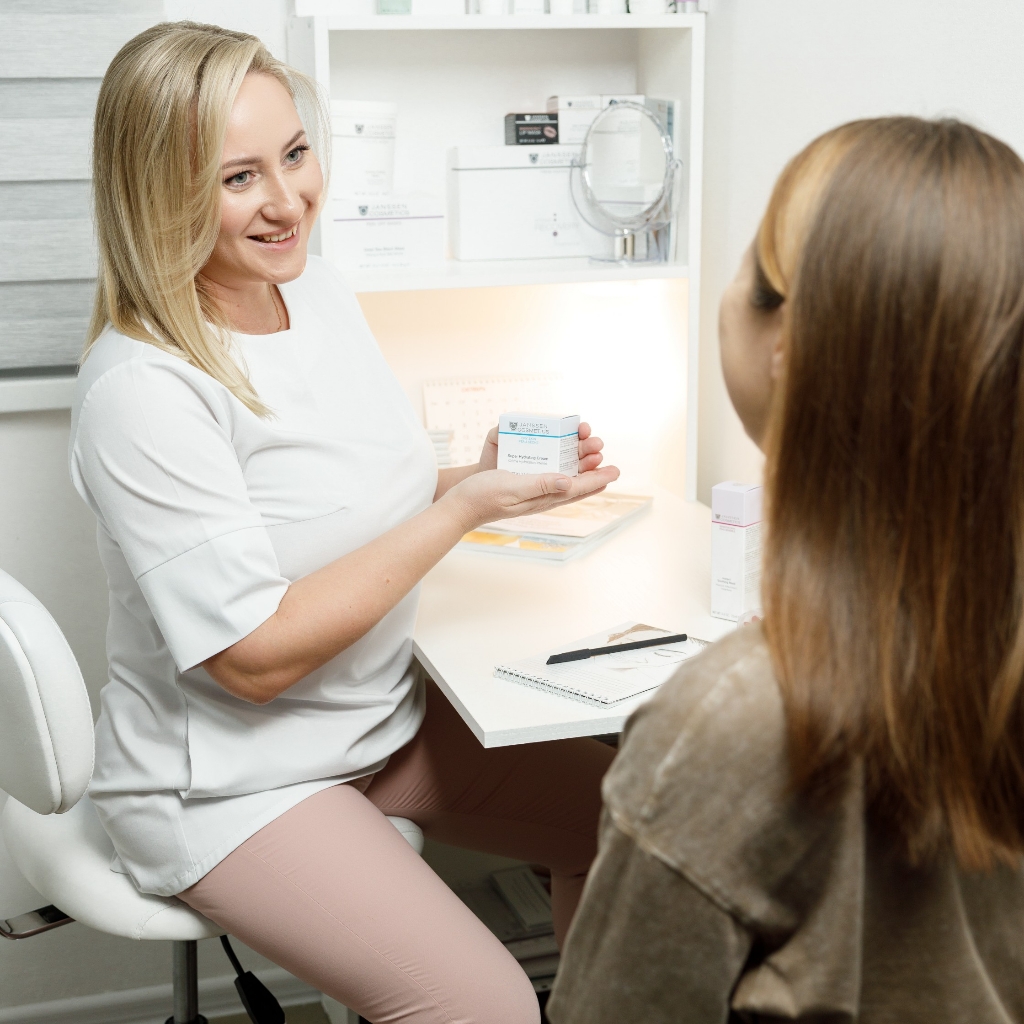 Консультация по подбору средств для домашнего ухода/косметческим услугам