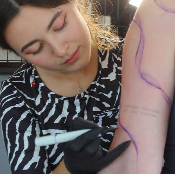 Консультация с примеркой эскиза