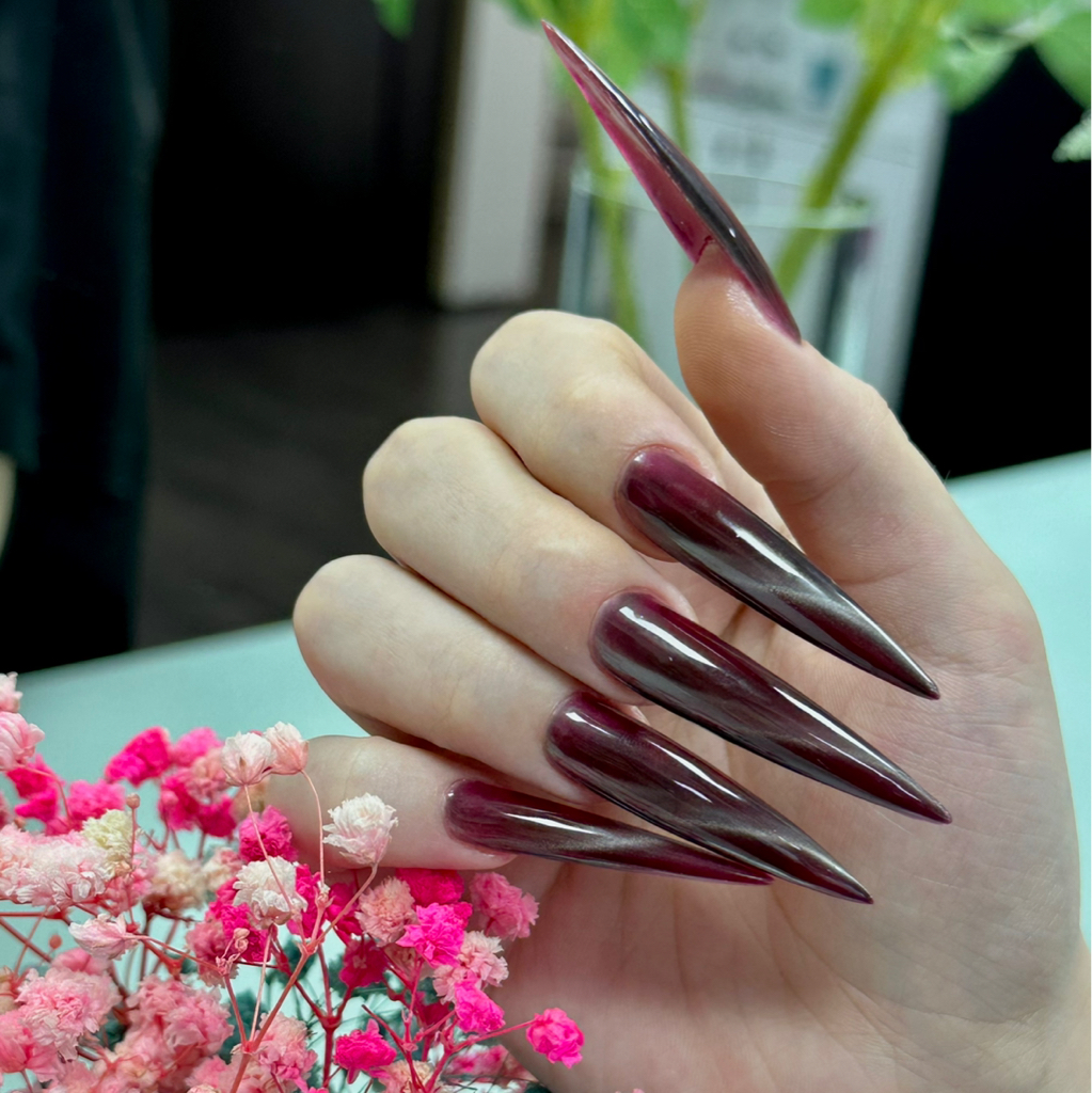 Наращивание ногтей