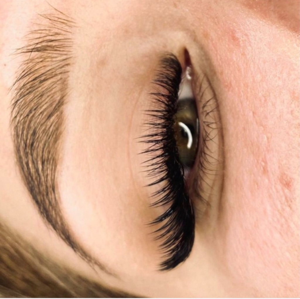 Led наращивание ресниц 4D/5D