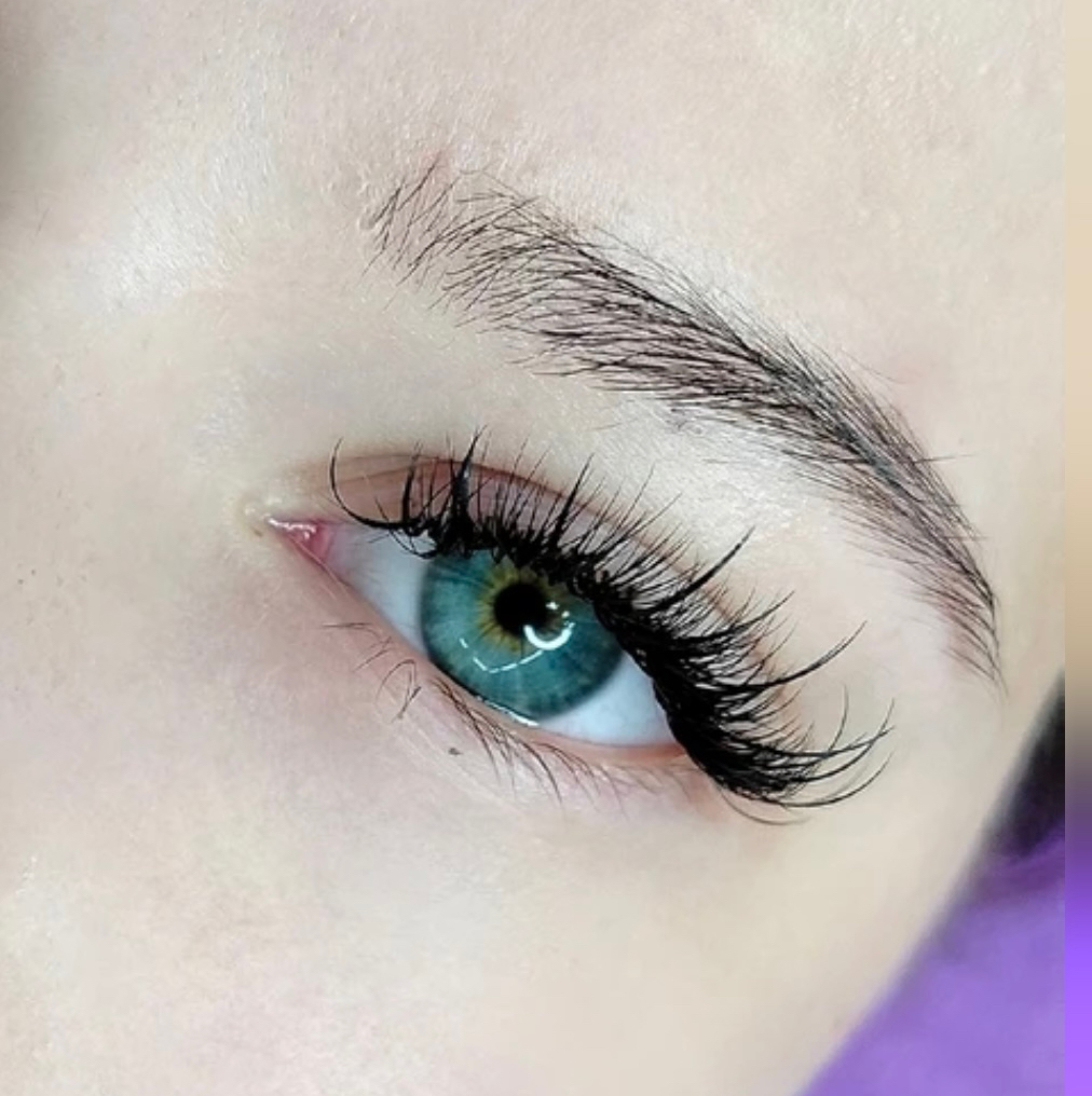 Наращивание ресниц 2д