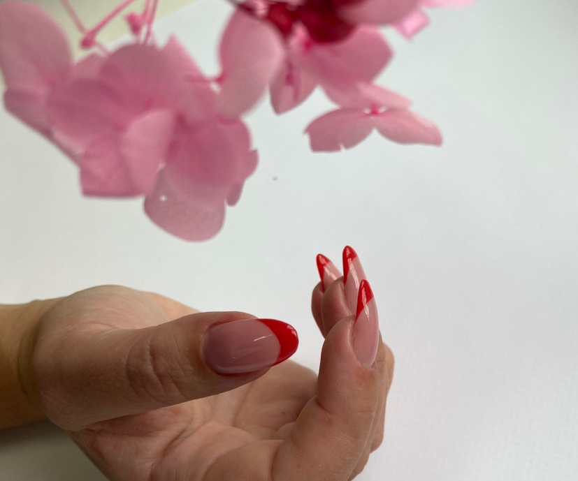 Дизайн: френч, втирка, градиент, стразы