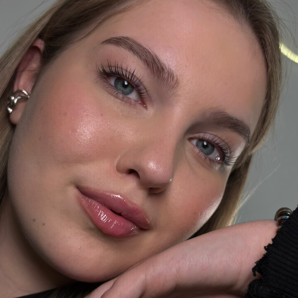 КОМПЛЕКС «Ламинирование бровей /ресниц/окрашивание /уход от Amica Lashes