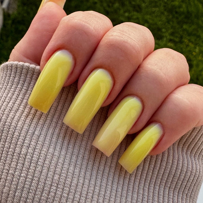 Наращивание ногтей