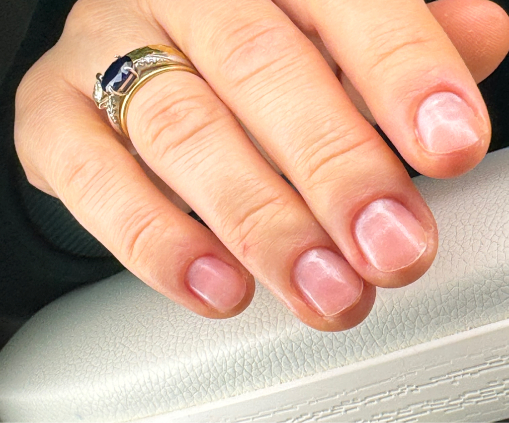 Маникюр - без покрытия