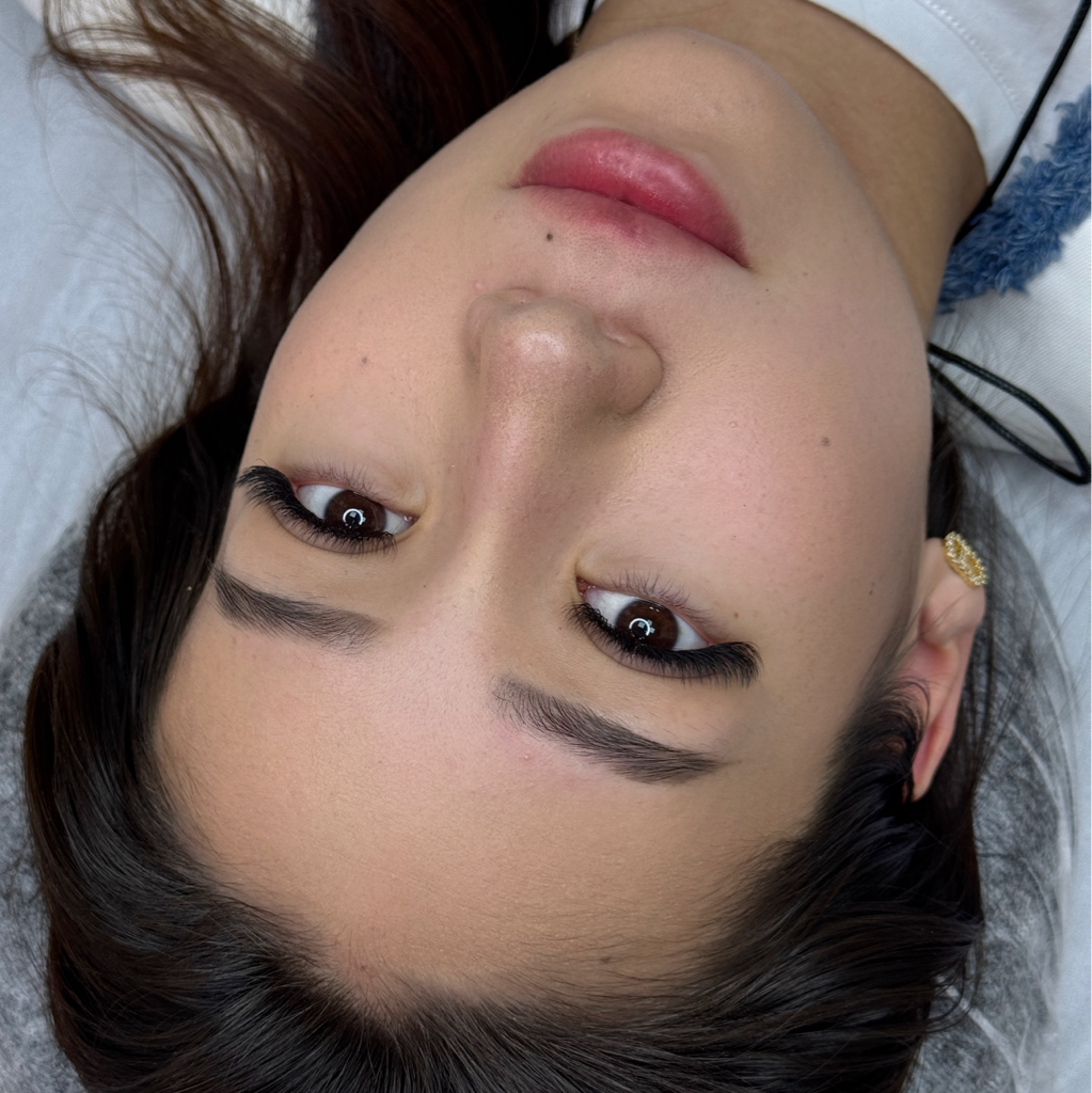 Наращивание ресниц 3D