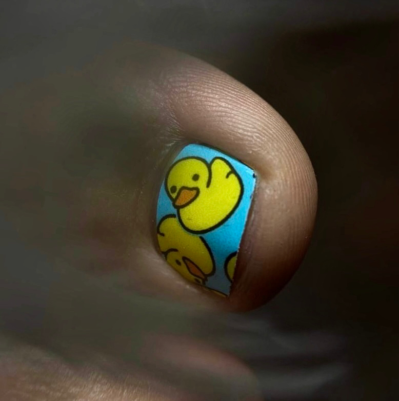 ПЛЁНОЧНЫЙ педикюр