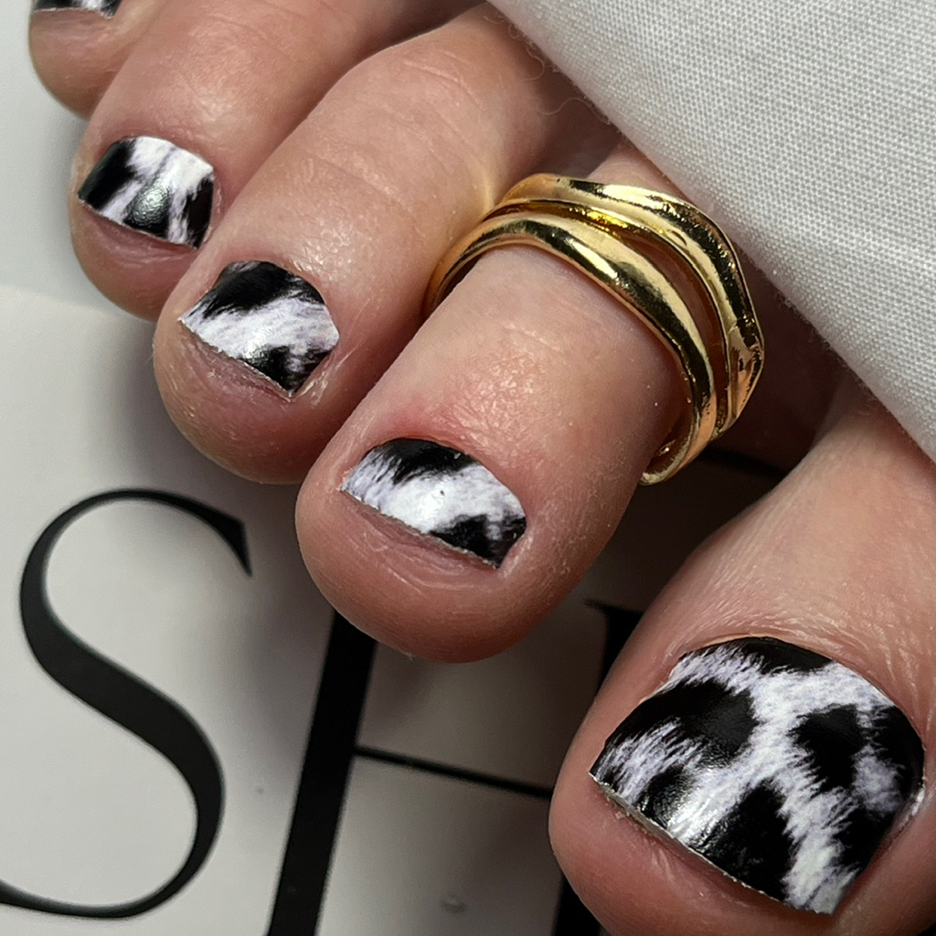 Полный педикюр с покрытием